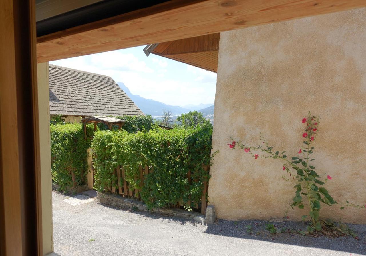 Charmant et spacieux T3 avec TERRASSE Saint-André-dʼEmbrun Extérieur photo